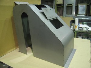 スプロケットカバー（歯車カバー）